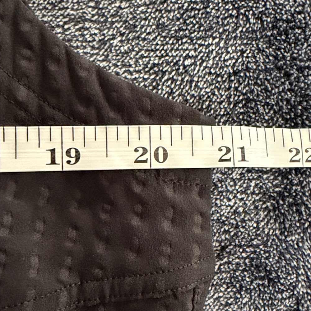 NWOT Lululemon Water-Repellent Fleece Hiking Vest Black - Picture 8 of 9